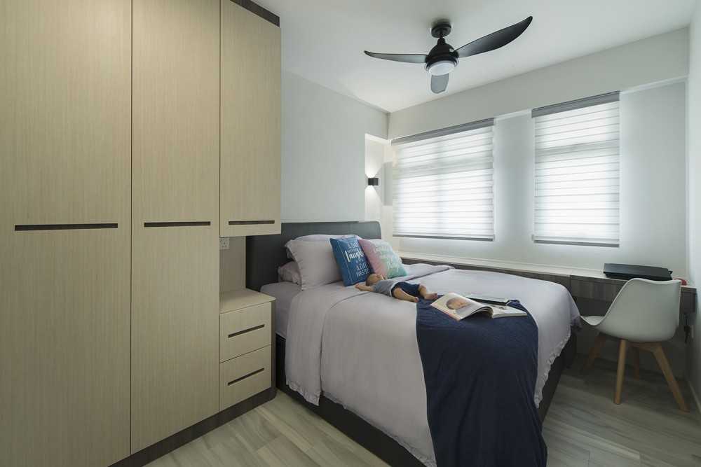 Scandinavian Bedroom with Vinyl Flooring and Wardrobe
