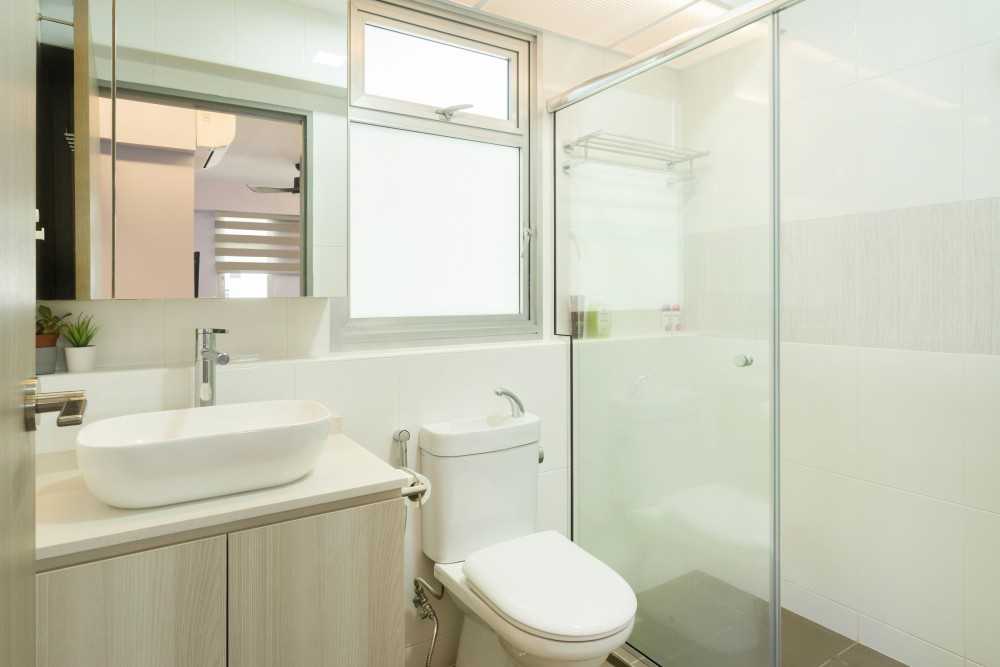 Minimalist Bathroom with Countertop and Showers