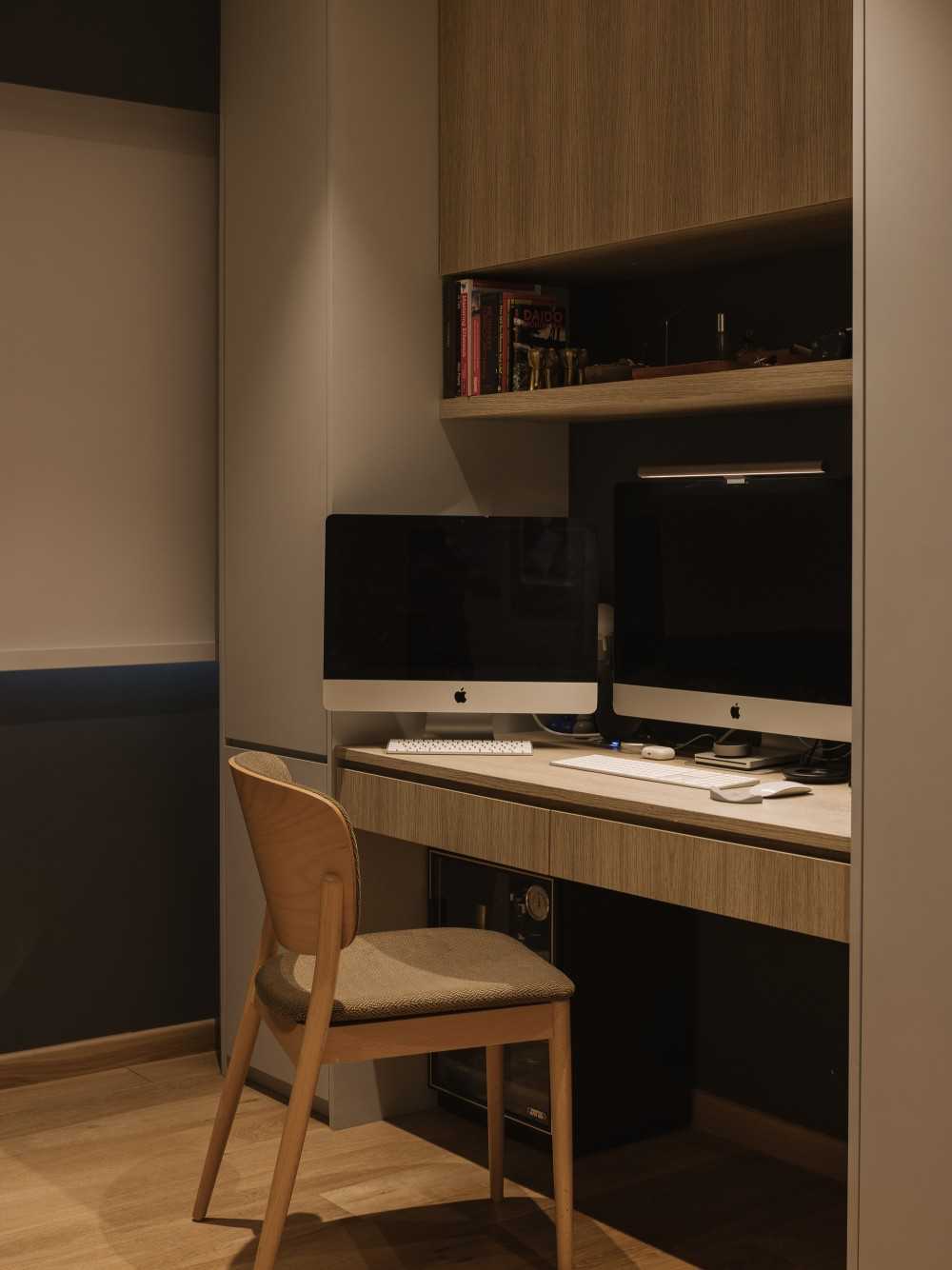 Modern Home Office with Bookshelf and Desk Chairs