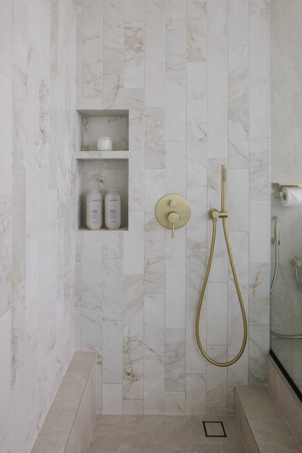 Modern Bathroom with Shower Screen and Rainshower