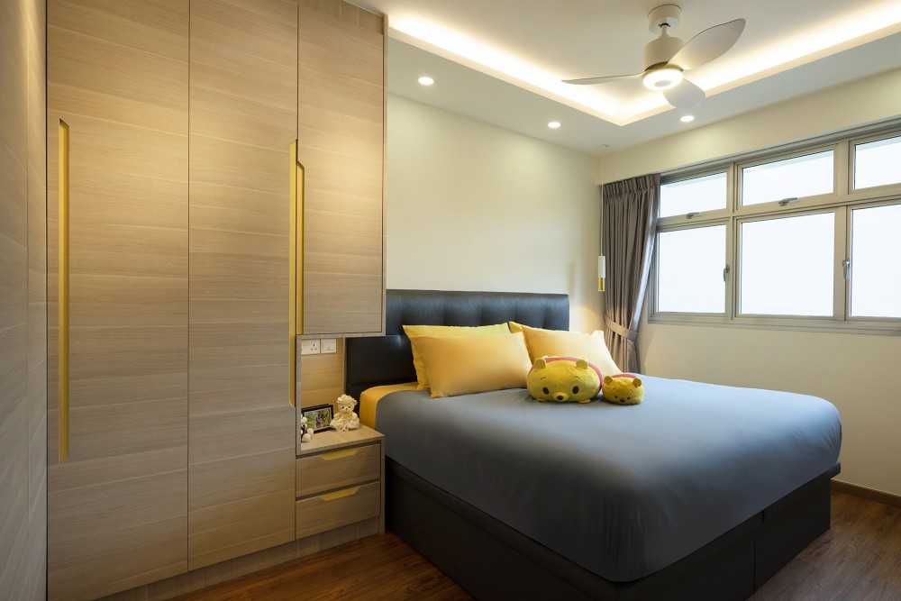 Scandinavian Bedroom with Vinyl Flooring and Cove Lighting