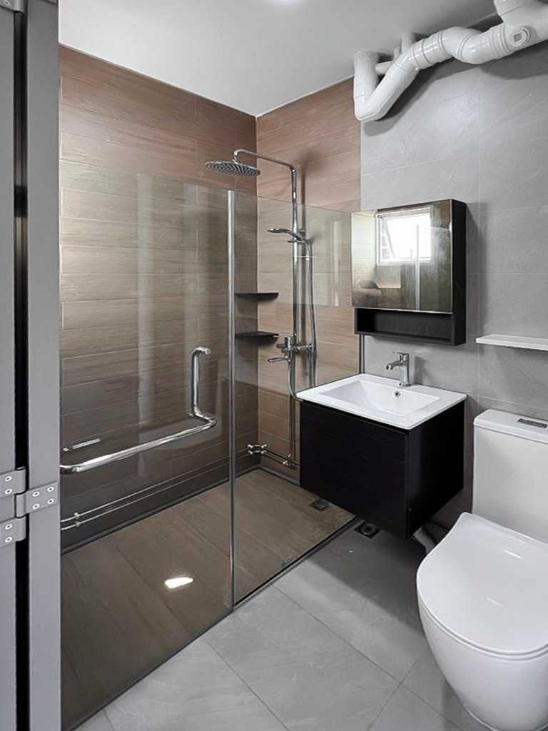 Scandinavian Bathroom with Mirror and Shower Screen