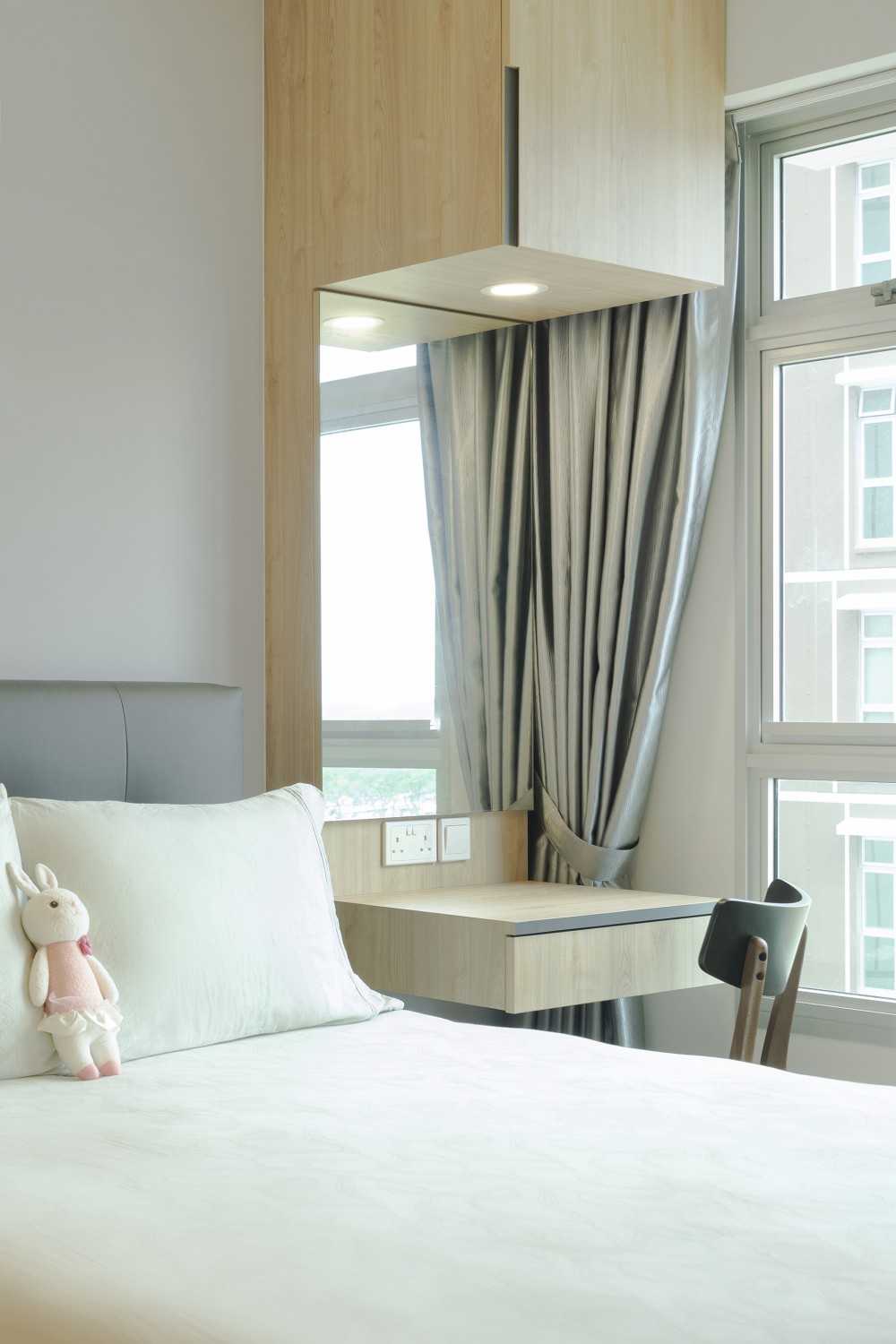 Scandinavian Bedroom with Vinyl Flooring and Wardrobe