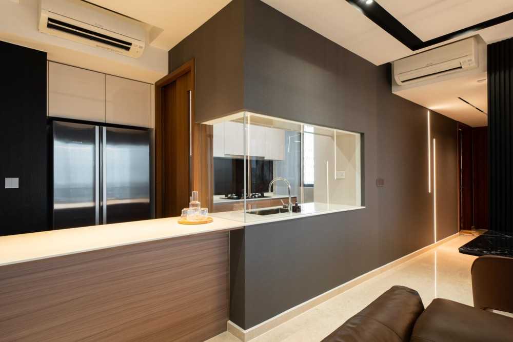 Contemporary Kitchen with Countertop and Kitchen Window