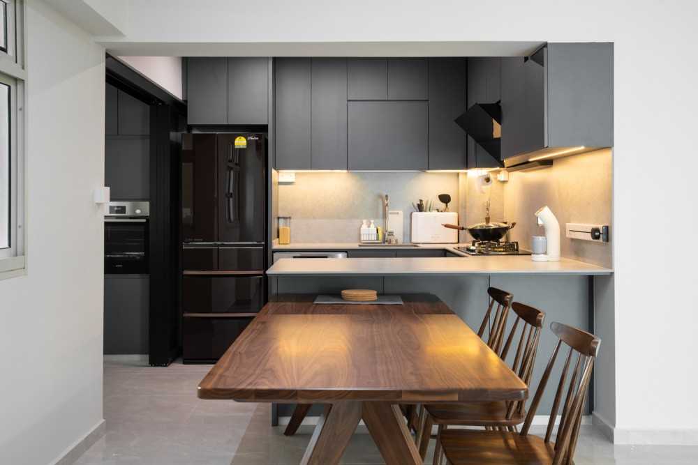 Contemporary Kitchen with Kitchen Window and Open Kitchen