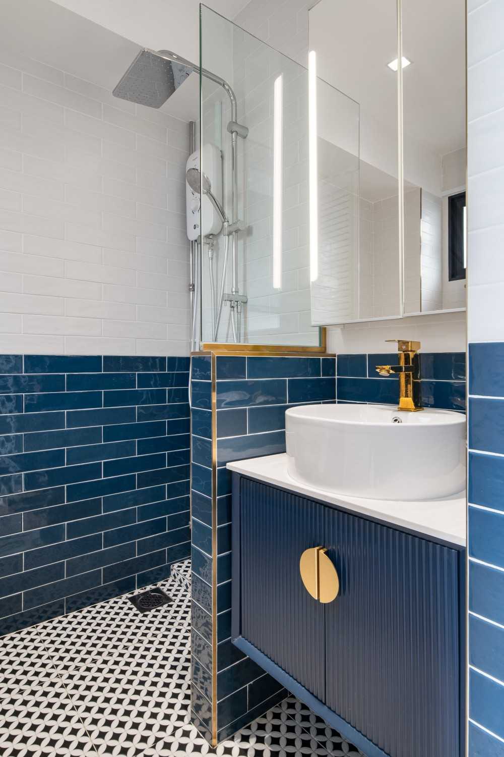 Contemporary Bathroom with Countertop and Mirror