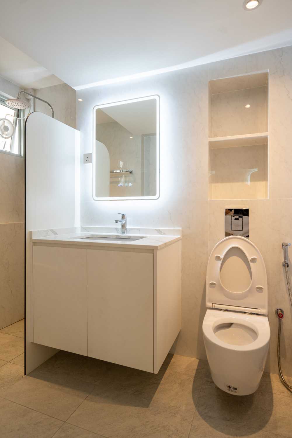 Scandinavian Bathroom with Homogeneous Tiles and Mirror
