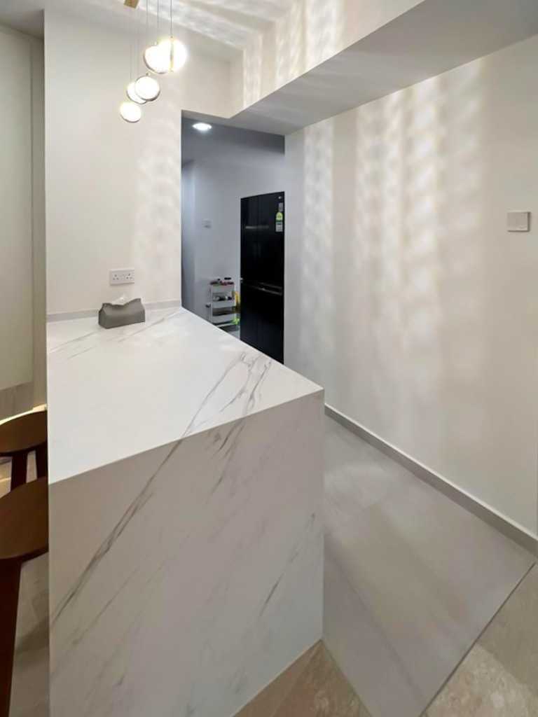 Scandinavian Dining Room with Kitchen Island and Dining Table