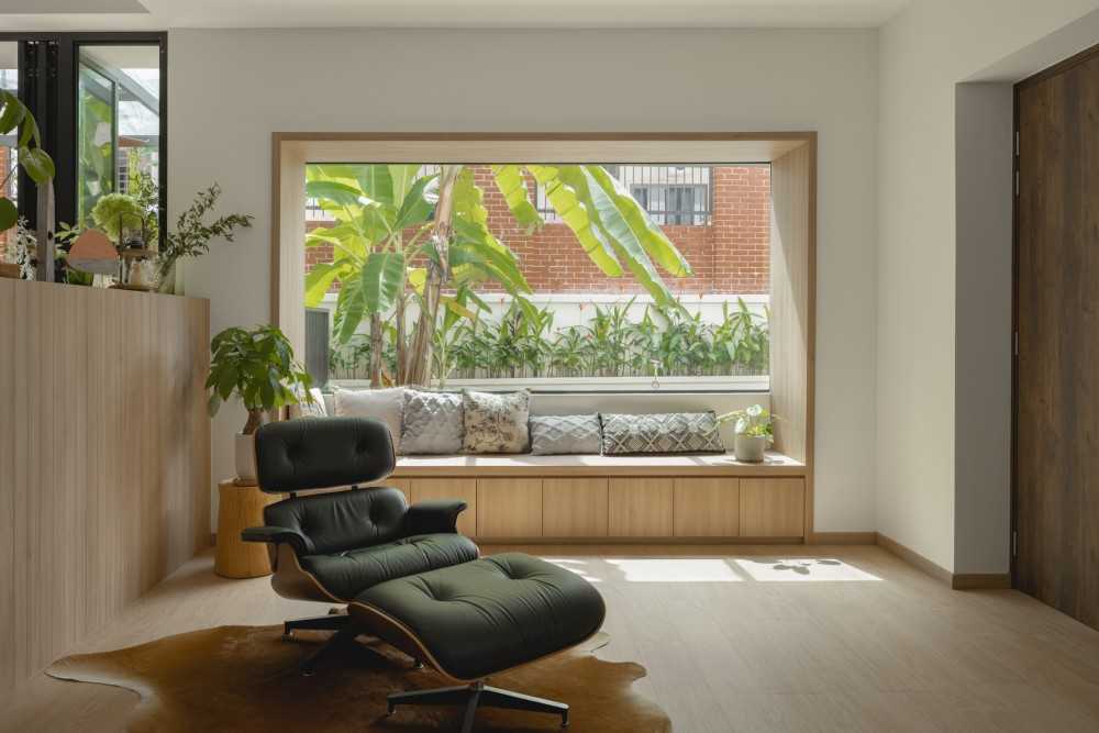 Scandinavian Living Room with Wood Flooring and Bay Window