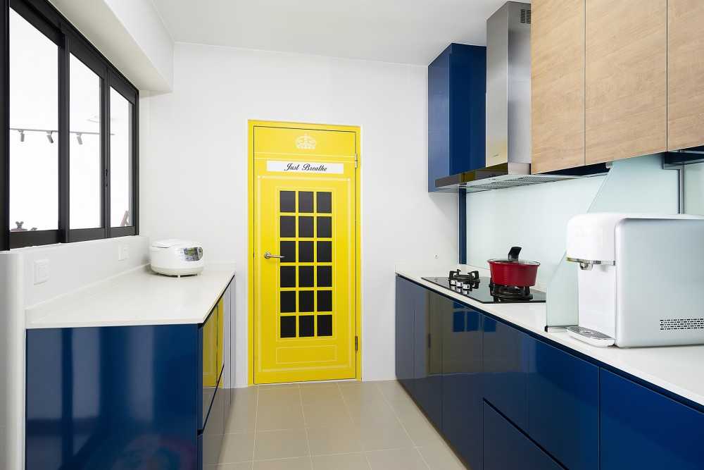 Contemporary Kitchen with Countertop and Open Kitchen