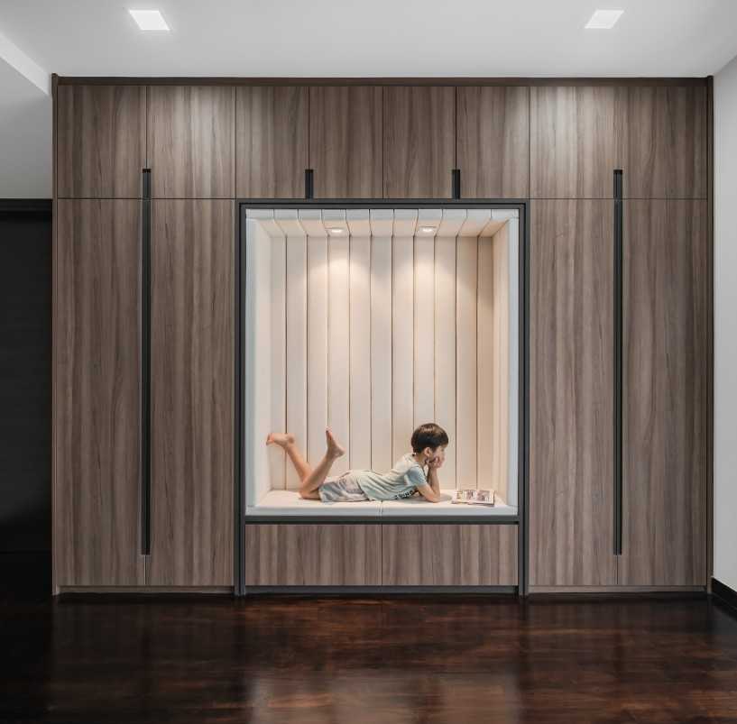 Contemporary Entryway with Settee and Downlights