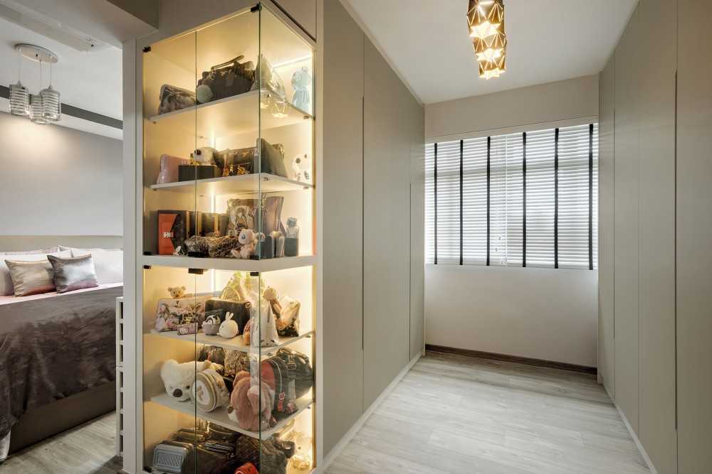 Contemporary Bedroom with Vinyl Flooring and Wardrobe