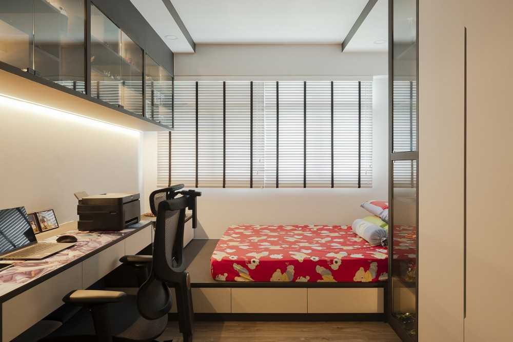 Contemporary Bedroom with Platform Bed and Vinyl Flooring