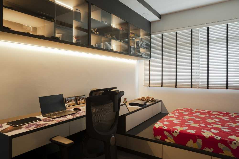 Contemporary Bedroom with Platform Bed and Wardrobe