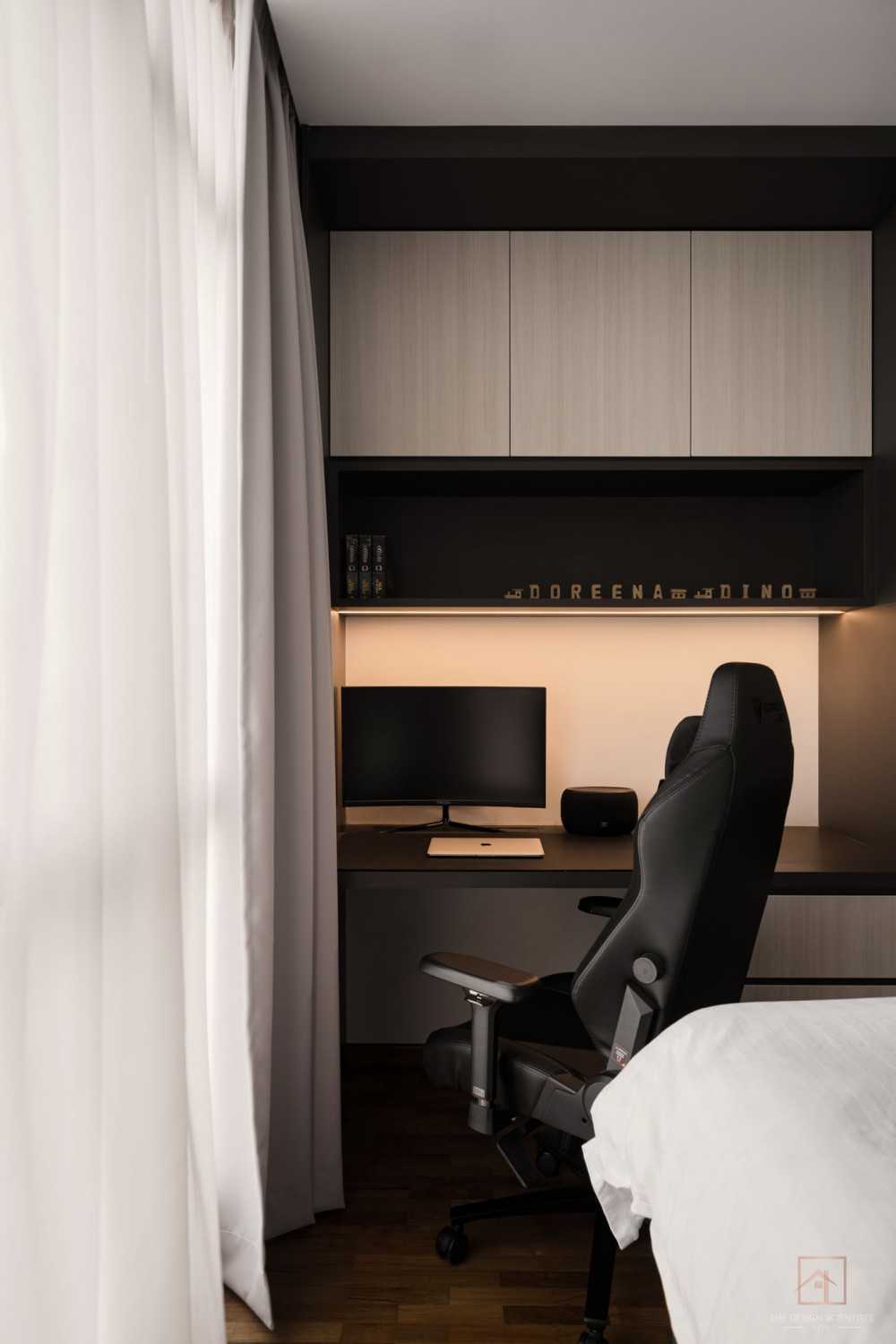 Contemporary Bedroom with Bookshelf and Parquet Floor