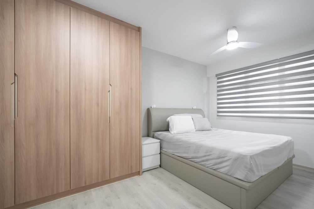 Scandinavian Bedroom with Drop Light and Drop Ceiling