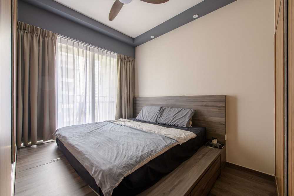 Modern Bedroom with Platform Bed and Wardrobe