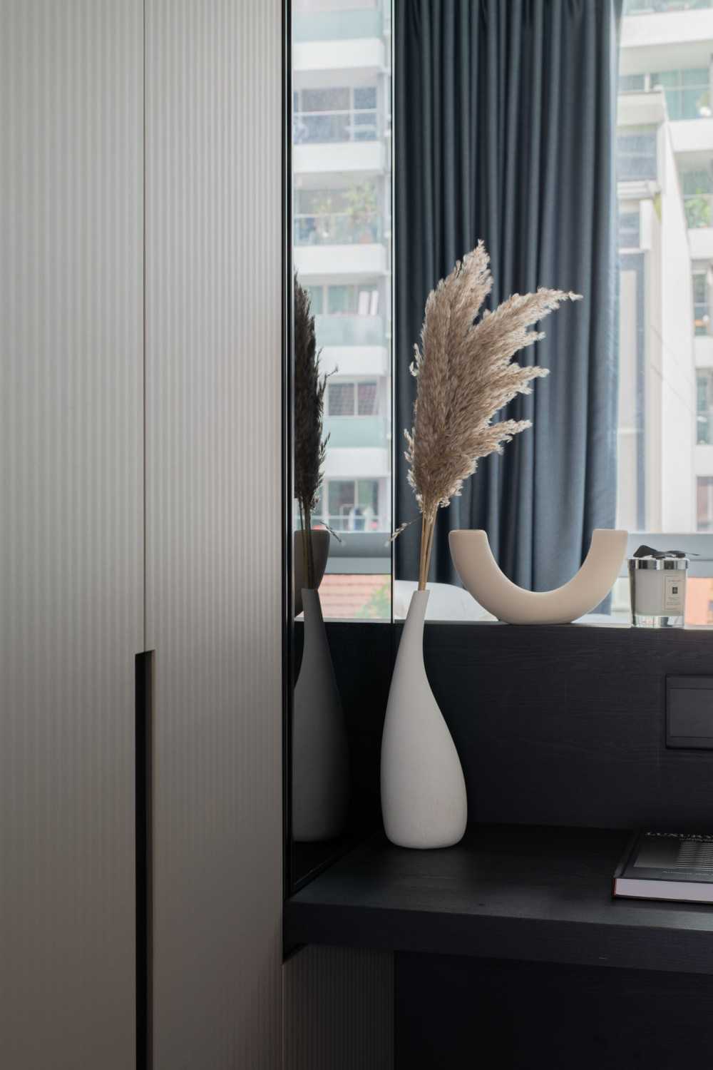 Modern Bedroom with Wardrobe and Closet