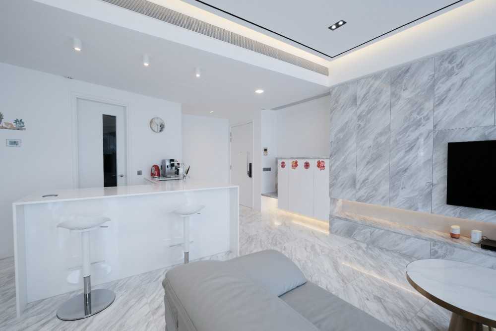 Modern Pantry with Kitchen Island and Tiles