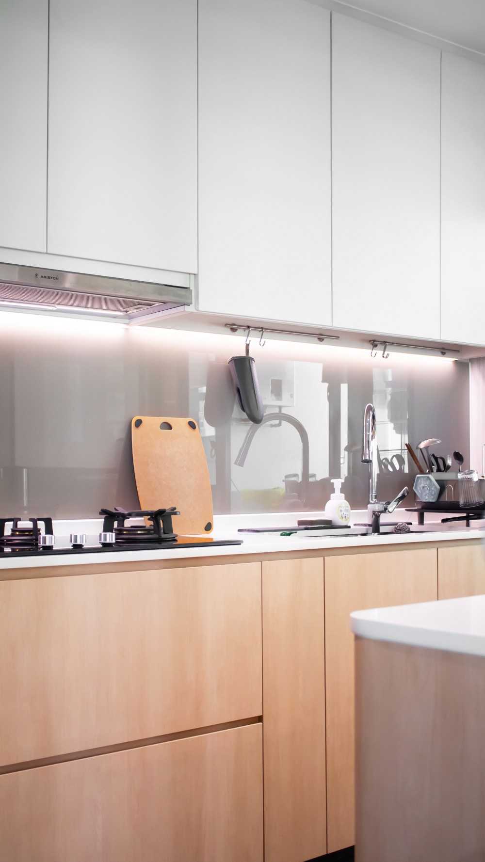 Scandinavian Kitchen with Countertop and Breakfast Counter