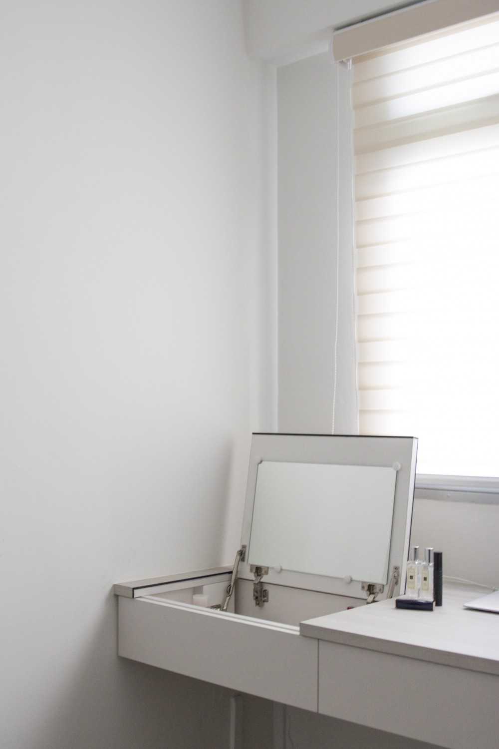 Scandinavian Study with Vanity Counter and Desk