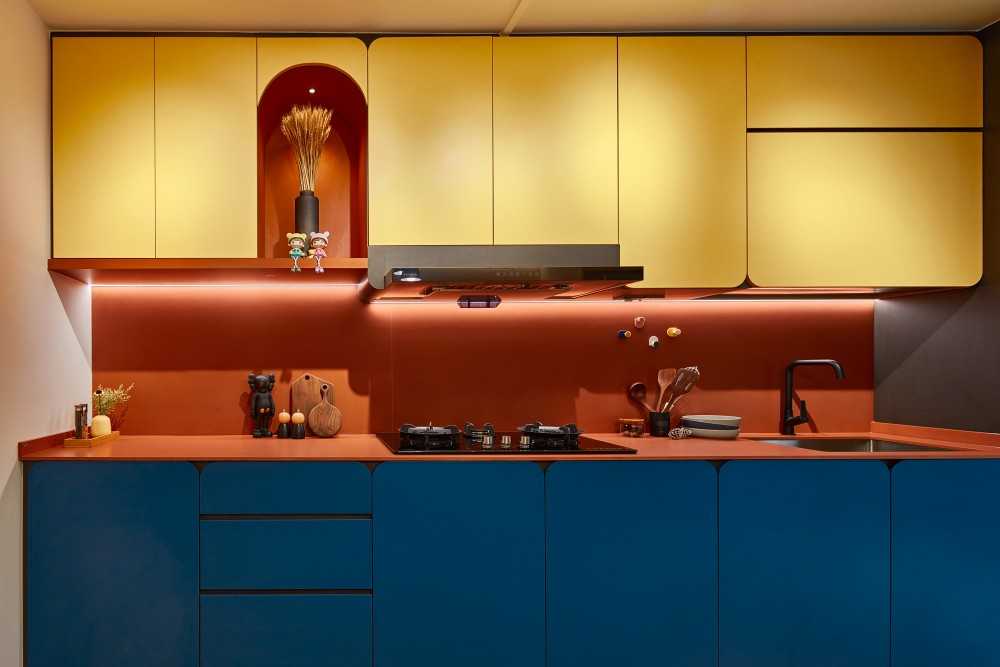 Eclectic Kitchen with Countertop and Kitchen Backsplash