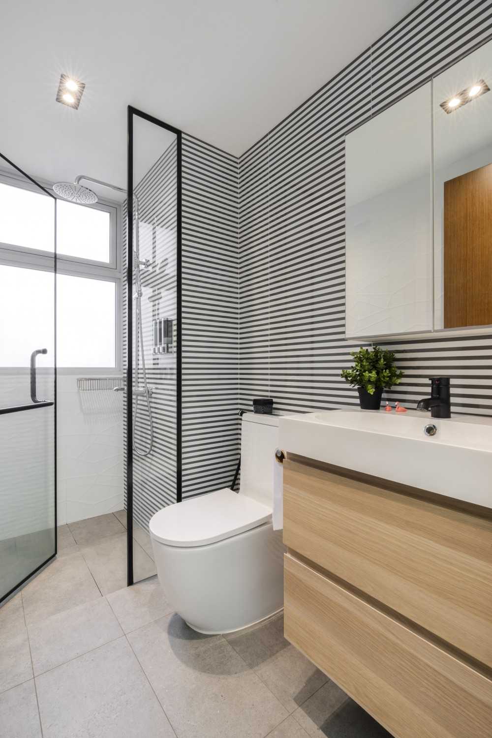 Modern Bathroom with Rainshower and Bathroom Storage