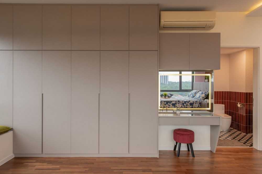Modern Bedroom with Mirror and Wardrobe