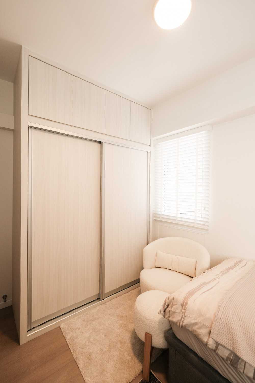 Scandinavian Bedroom with Wardrobe and Sliding Wardrobe