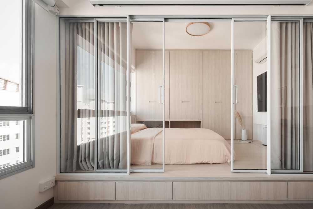Minimalist Bedroom with Platform Bed and Storage Cabinets