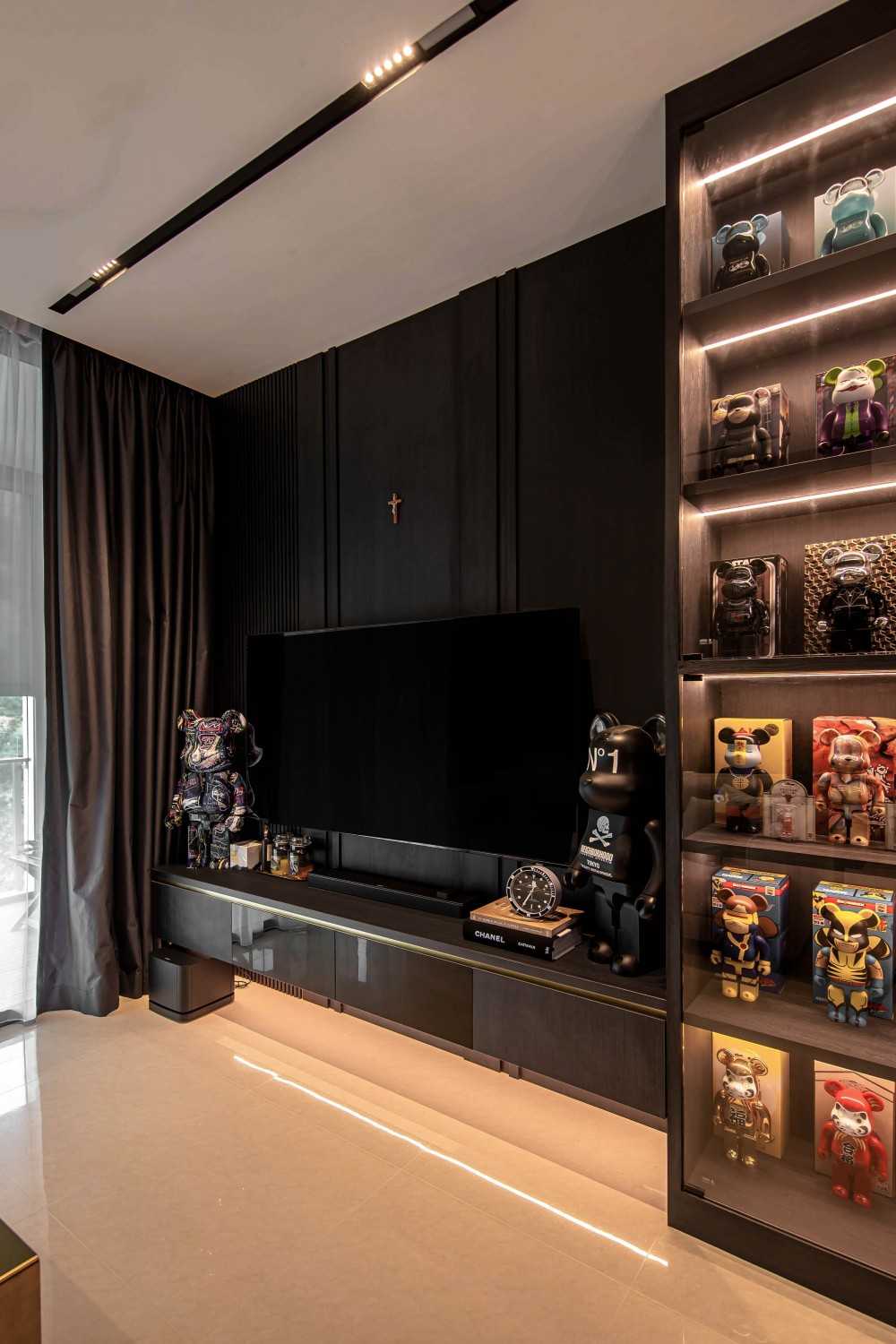 Contemporary Living Room with Feature Wall and Display Cabinets