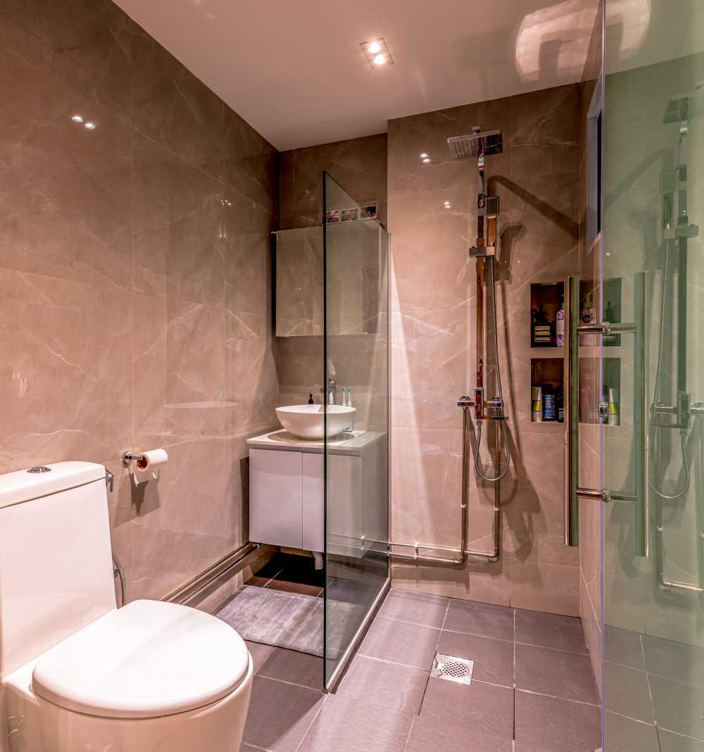 Contemporary Bathroom with Mirror and Bathroom Mirrors
