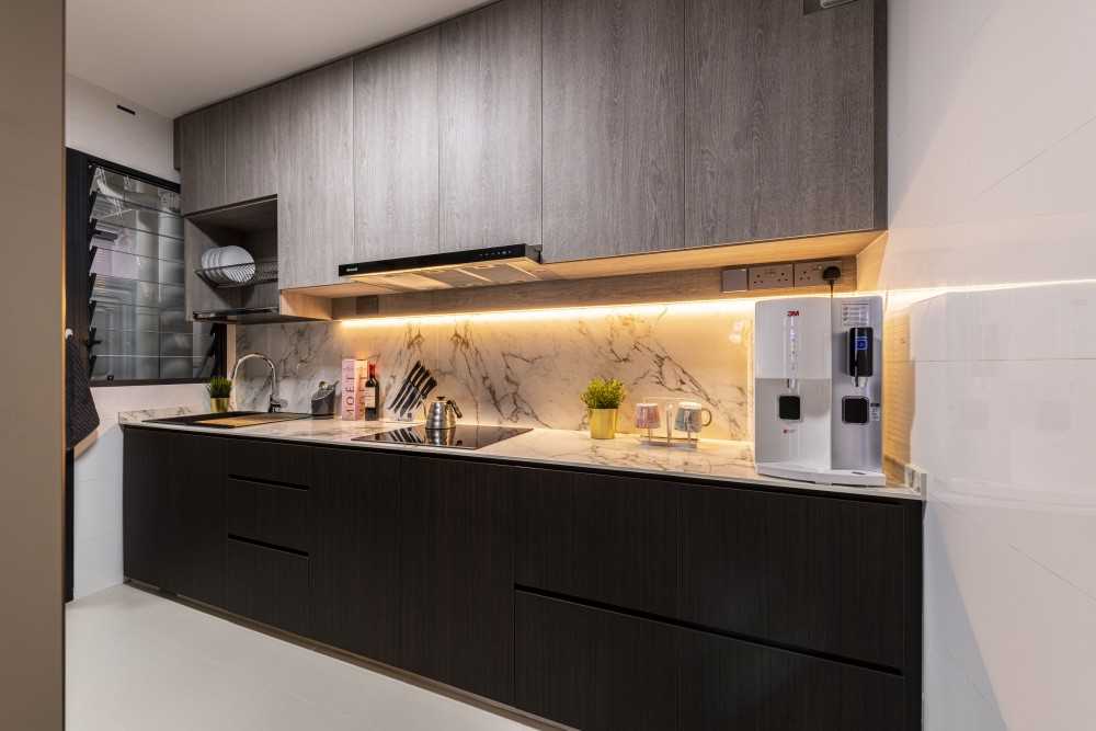 Contemporary Kitchen with Drinkware and Cookware