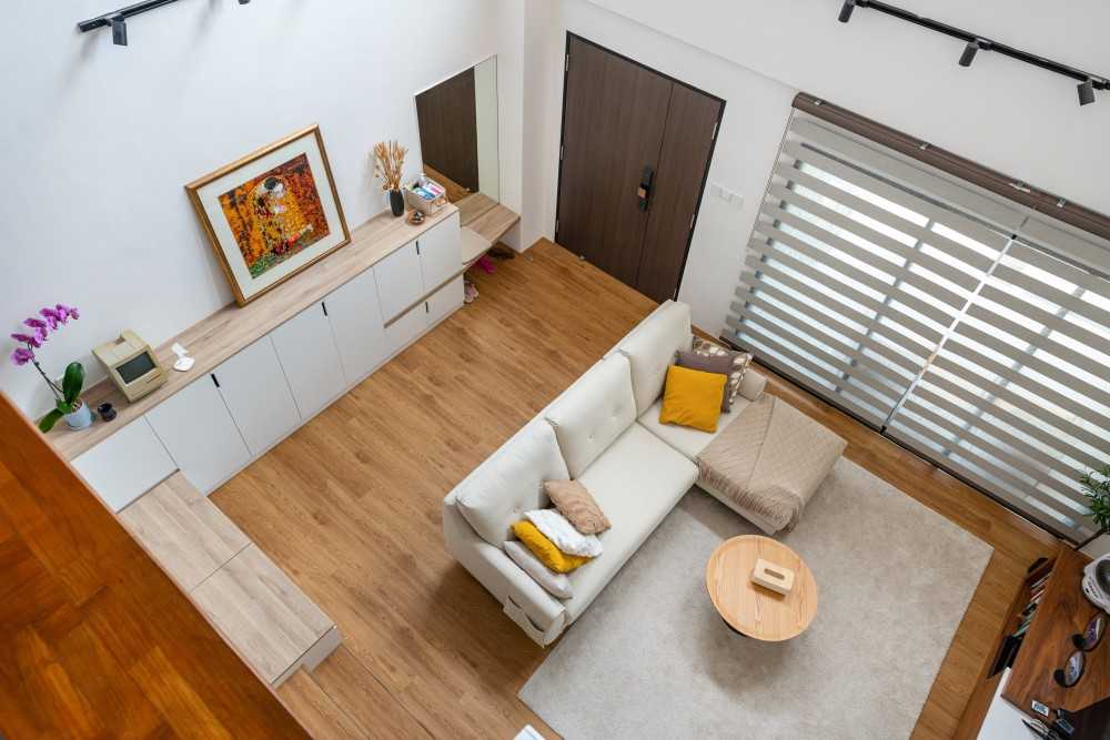 Scandinavian Entryway with Mirror and Shoe Rack