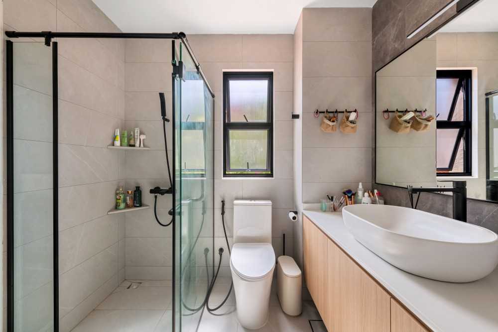 Scandinavian Bathroom with Mirror and Rainshower