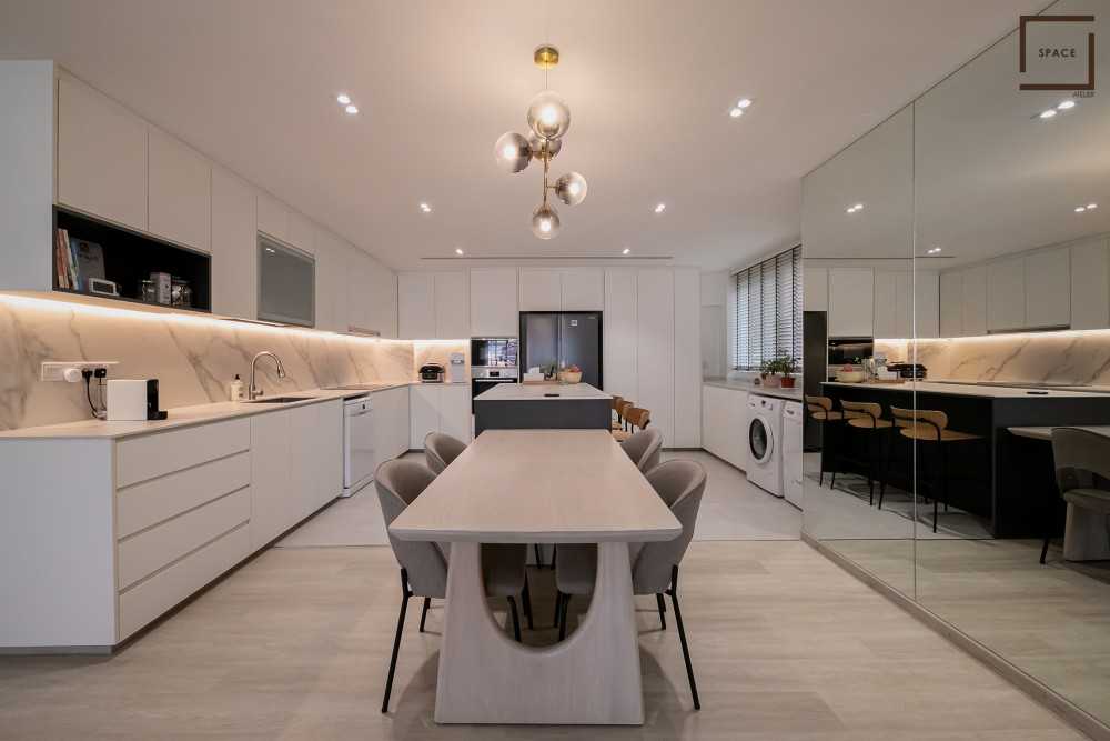 Minimalist Kitchen with Countertop and Open Kitchen