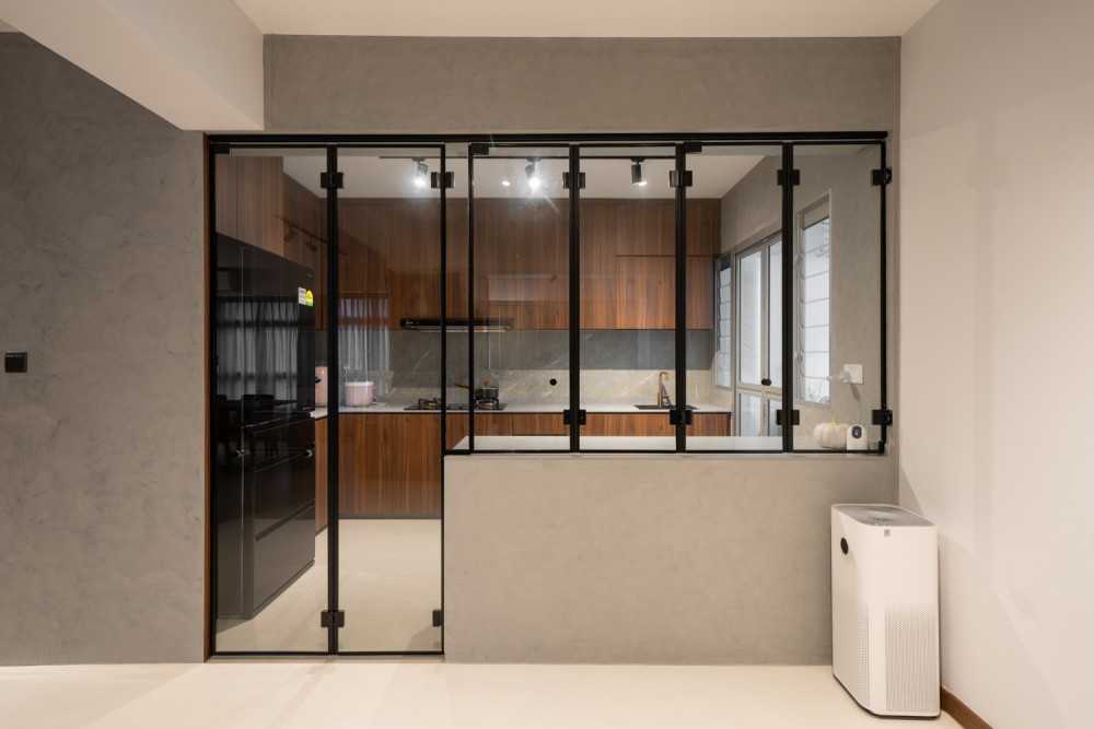 Minimalist Kitchen with Kitchen Window and Open Kitchen