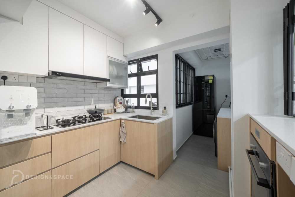 Scandinavian Kitchen with Herringbone Tiling and Wood Flooring