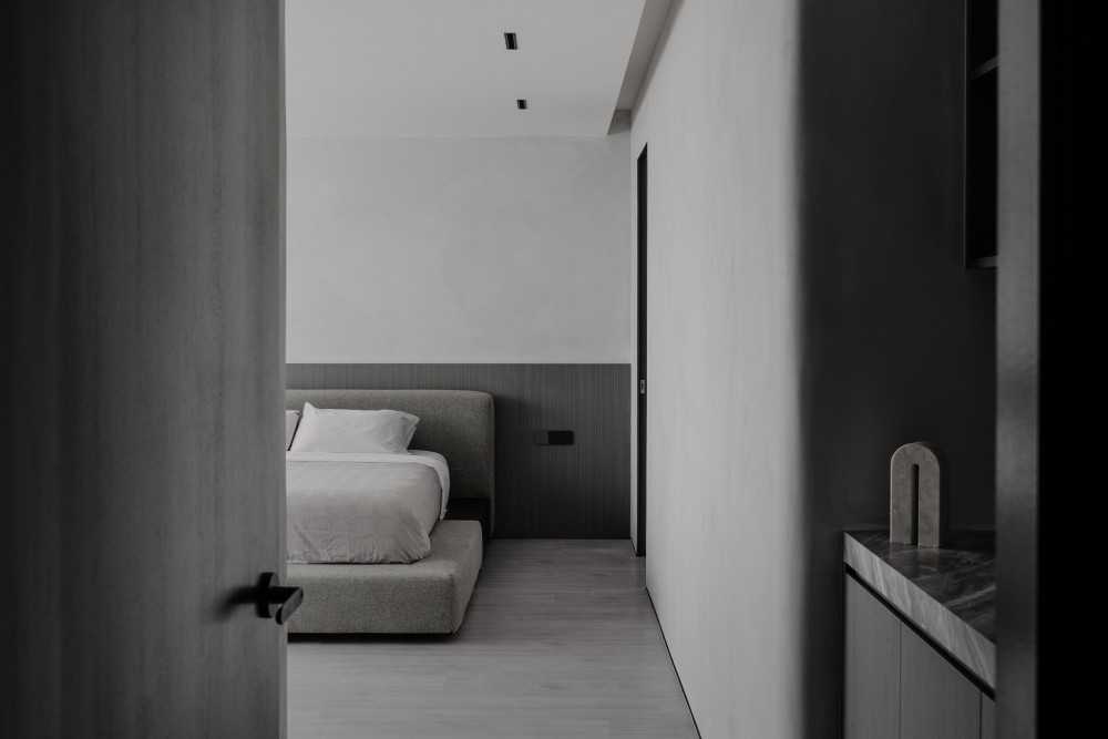 Modern Bedroom with Platform Bed and Vinyl Flooring