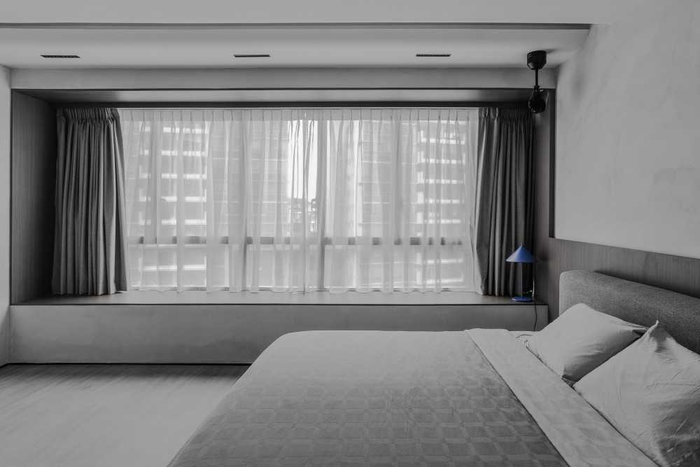 Modern Bedroom with Settee and Platform Bed