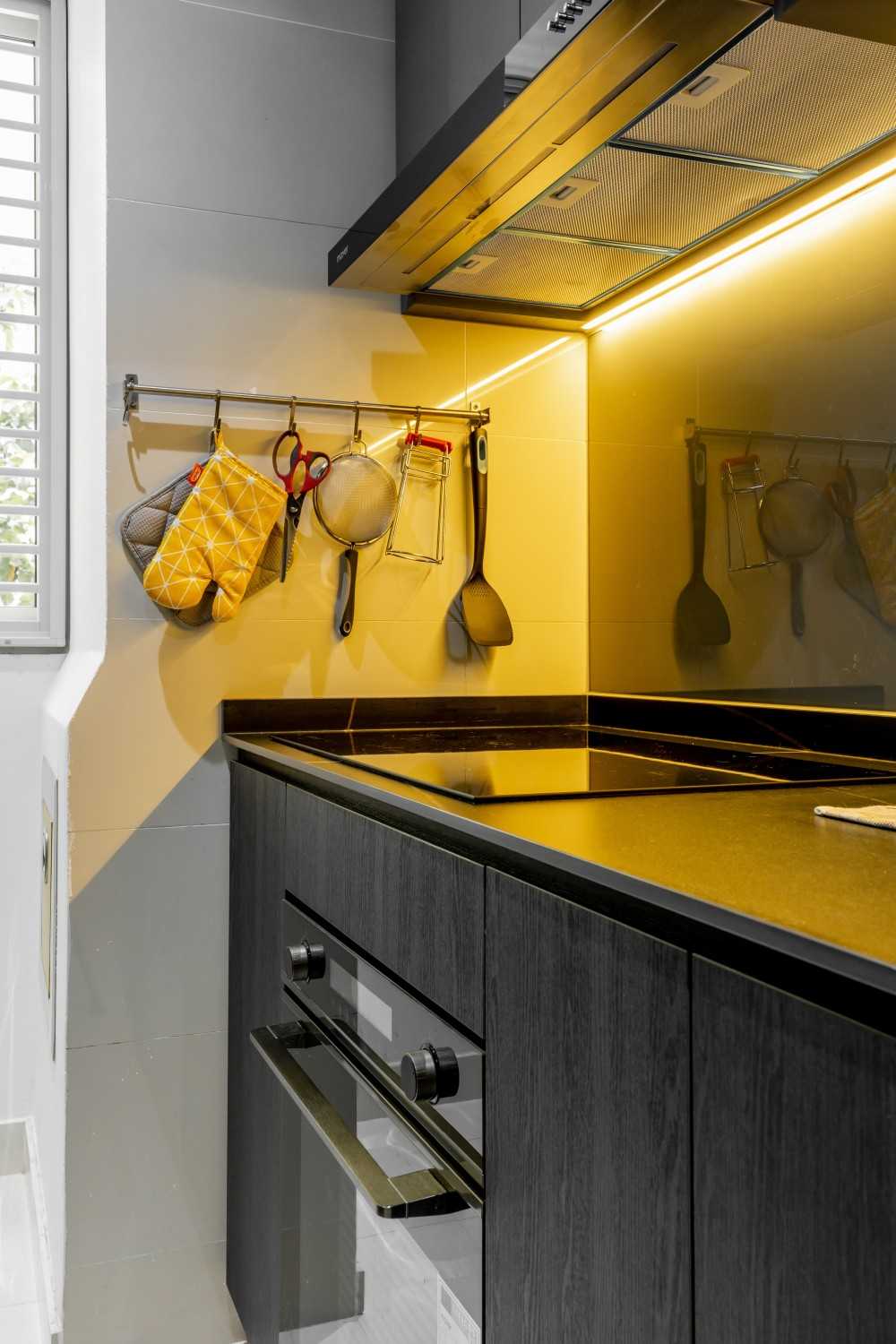 Industrial Kitchen with Countertop and Kitchen Island