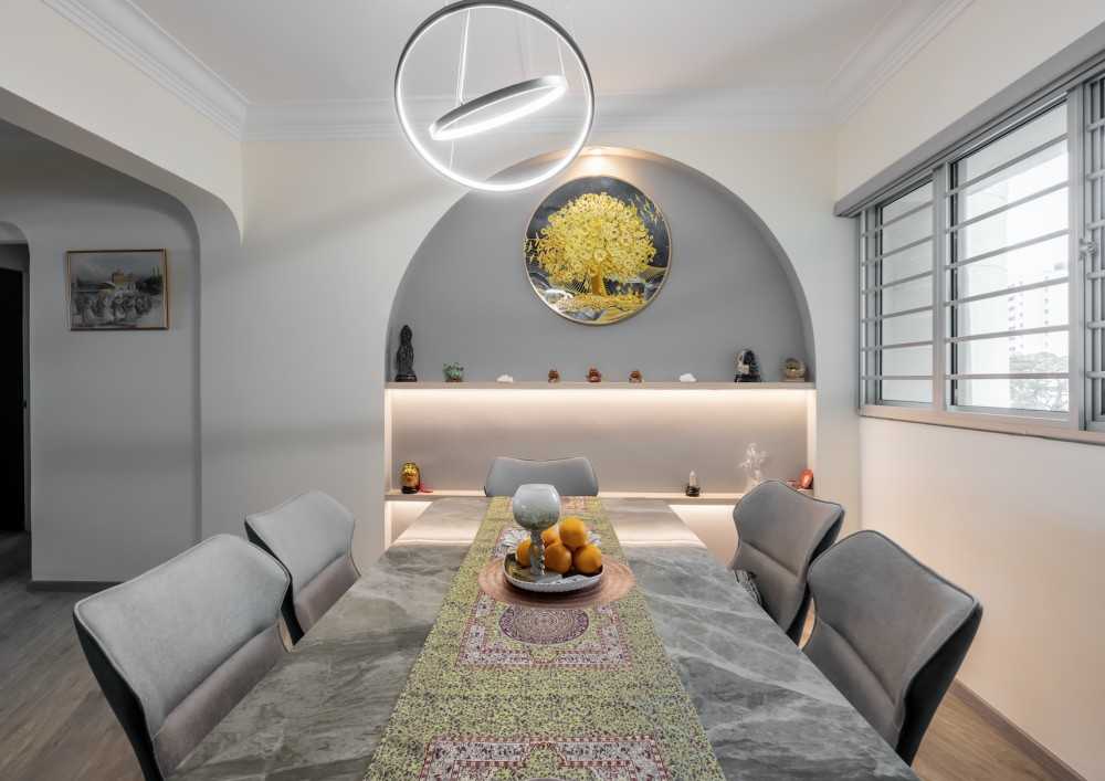 Scandinavian Dining Room with Drop Light and Ceiling Light