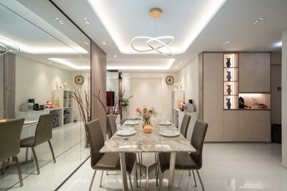 Modern Dining Room with Dining Table and Dining Chairs