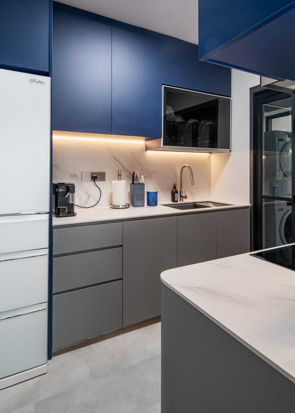 Scandinavian Kitchen with Countertop and Kitchen Cabinets
