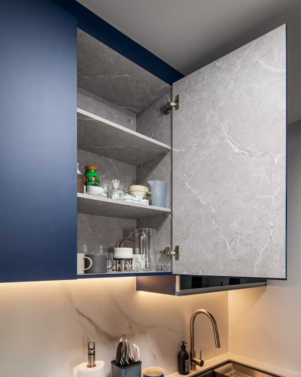 Scandinavian Kitchen with Kitchen Backsplash and Kitchen Cabinets