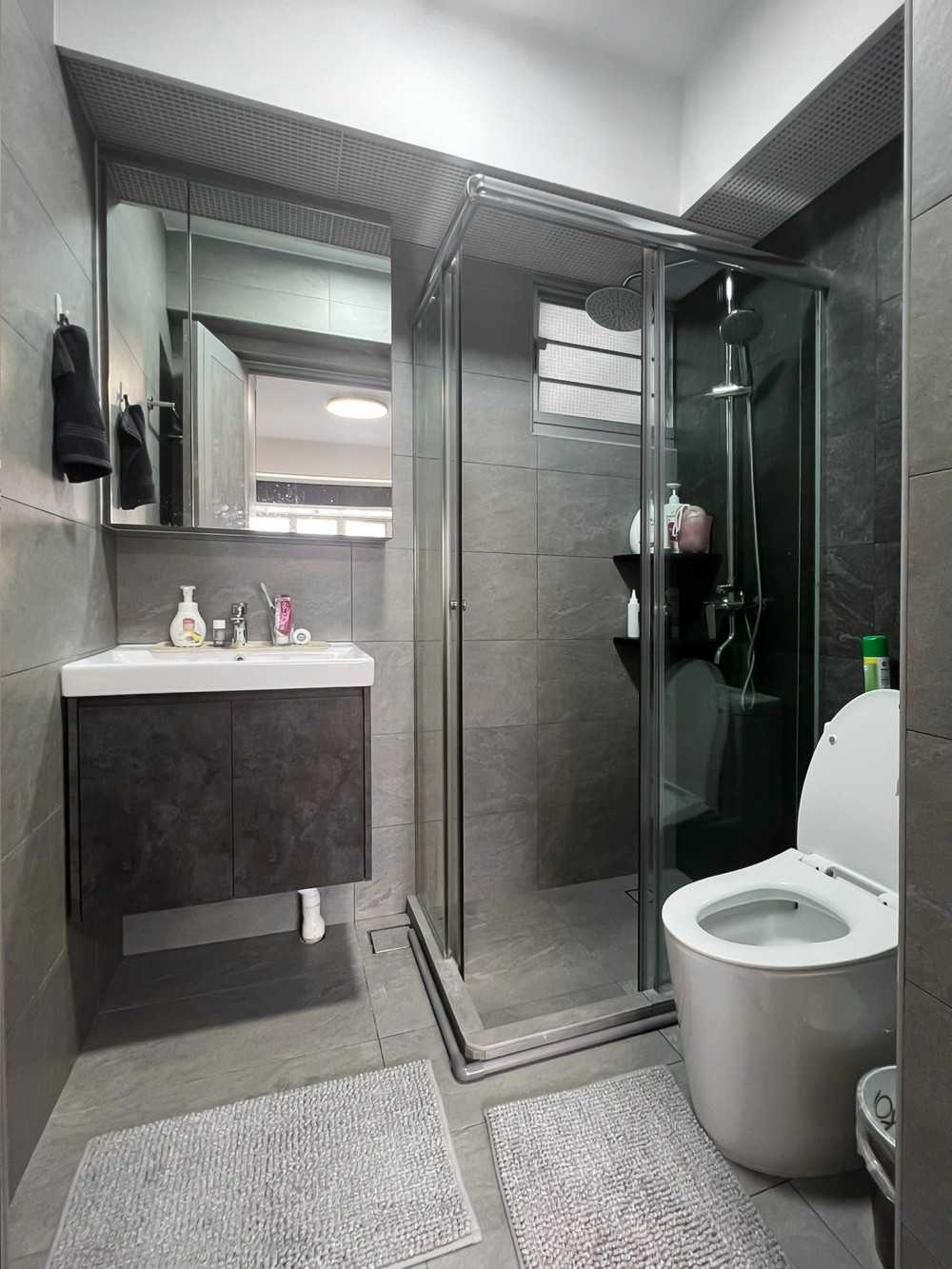 Scandinavian Bathroom with Mirror and Shower Screen
