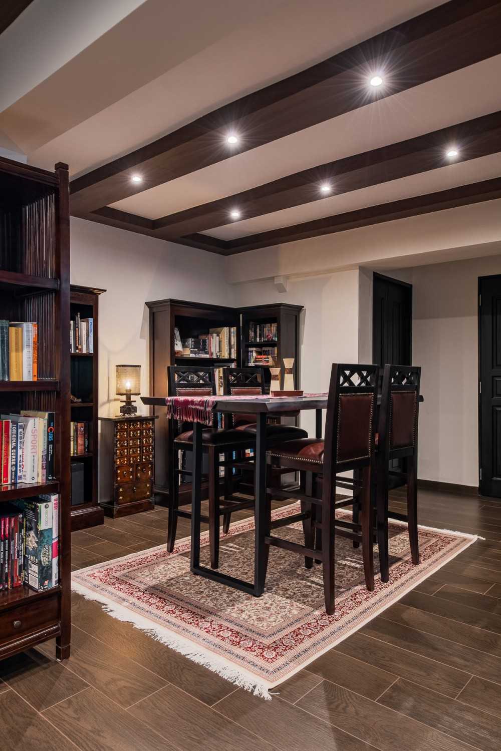 Country Dining Room with Drop Ceiling and Dining Table