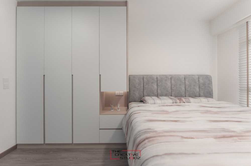 Scandinavian Bedroom with Vinyl Flooring and Wardrobe