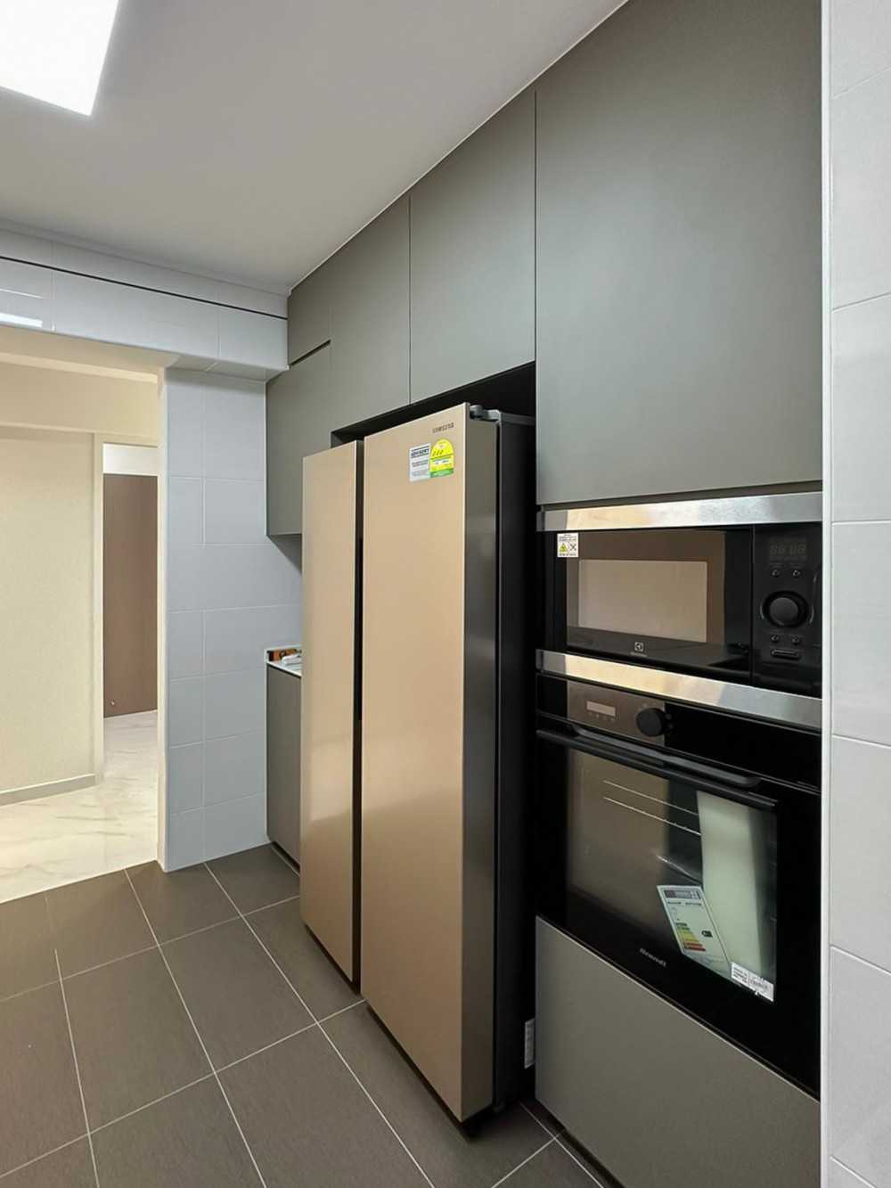 Scandinavian Kitchen with Kitchen Accessories and Kitchen Cabinets
