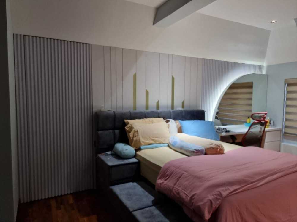 Eclectic Bedroom with Parquet Floor and Downlights